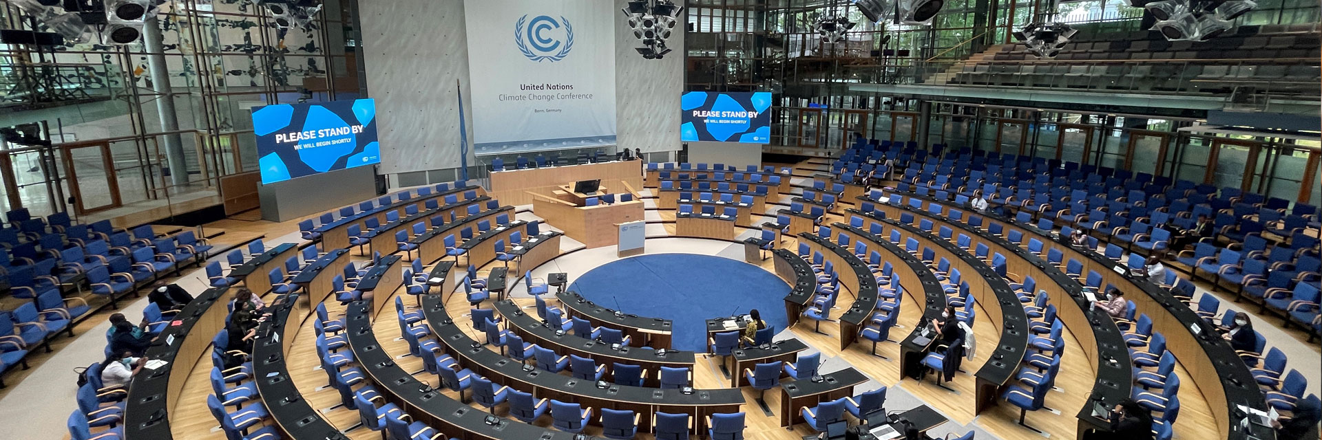 Photographer: Joel Bengtsson
Agency: Naturvårdsverket COP 15 conference negotiation room in Bonn.