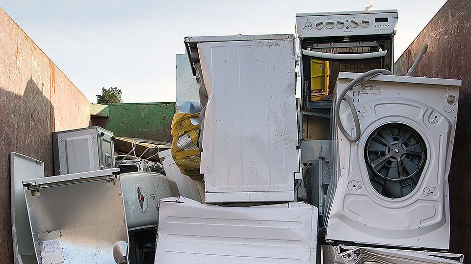 Uttjänta vitvaror. Foto: Emilia Hultman