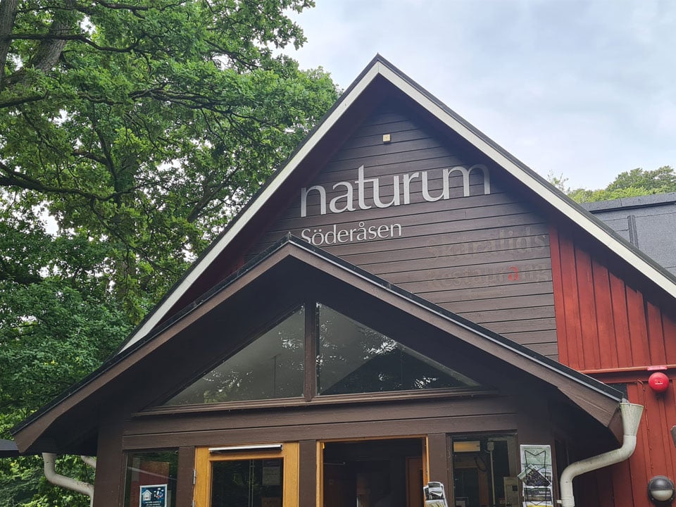 Fotograf: Jenny Sandgren Fasad av naturum Söderåsen