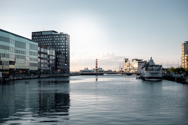 Fotograf: Karl Hörnfeldt
Bildbyrå: Unsplash En båt på vatten