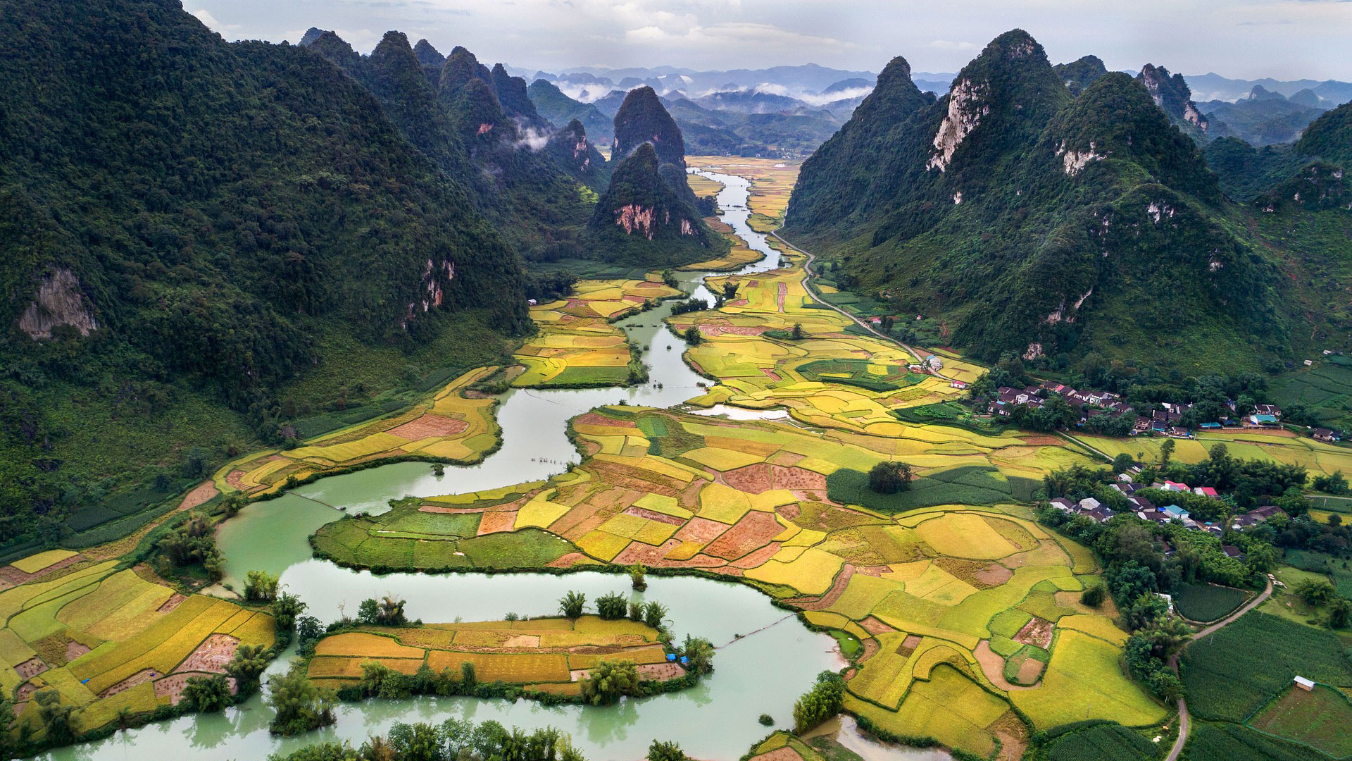 Photographer: ThuyHaBich
Agency: Pixabay Landskap, Vietnam.