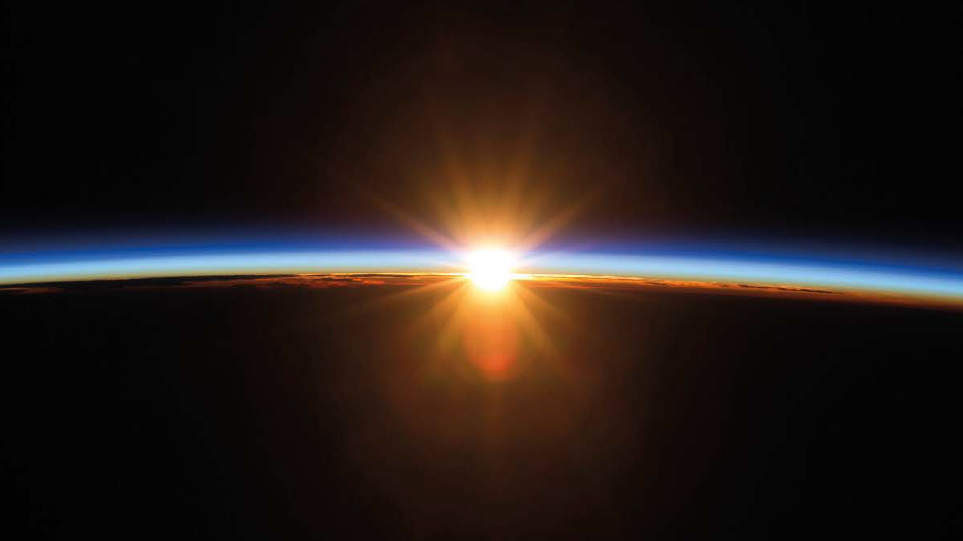 Soluppgång över jorden. 